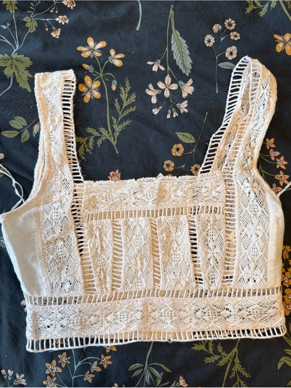 ✨Free People Crochet Crop Tank ✨
